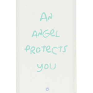 Kinderkreuz &bdquo;An angel protects you&ldquo; - Motiv fliegender Schutzengel Holz wei lackiert 15 x 9 cm