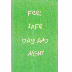 Kinderkreuz Feel safe day and night - Kinder im Zelt unterm Sternenhimmel Holz bunt 15 x 9 cm