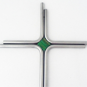 Wandkreuz modern Edelstahl - Kreuz silber matt Glasstein grn 27 x 20,5 cm